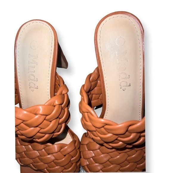 MUDD Woman’s Brown Braided High Heeled Sandals Size 7 - Picture 3 of 7
